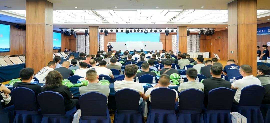 新港集團(tuán)品牌萬里行9月征程圓滿收官，五城聯(lián)動，共繪家居新版圖